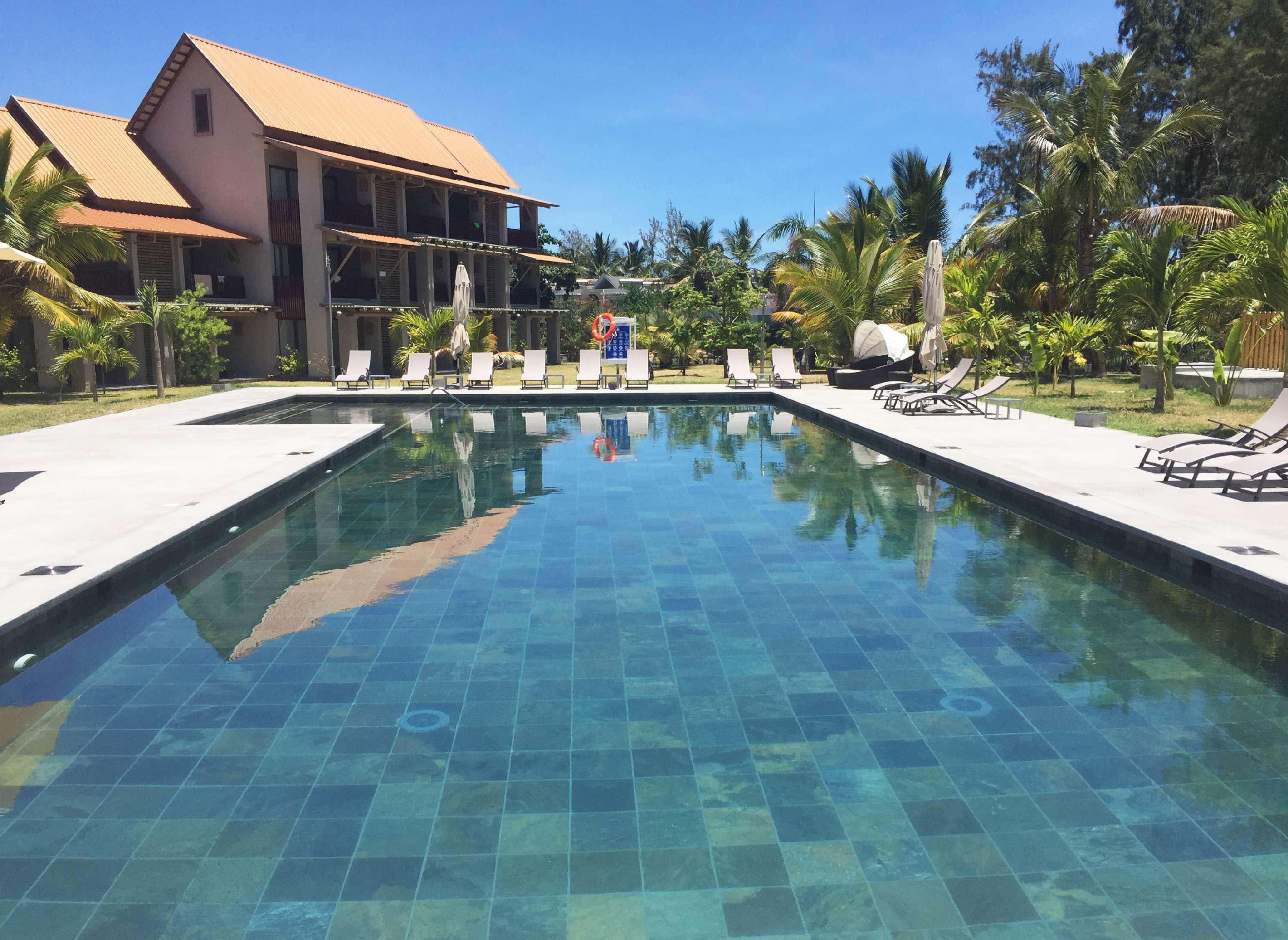Crystals Beach Resort Belle Mare, A Member Of Radisson Individuals Palmar Exterior foto