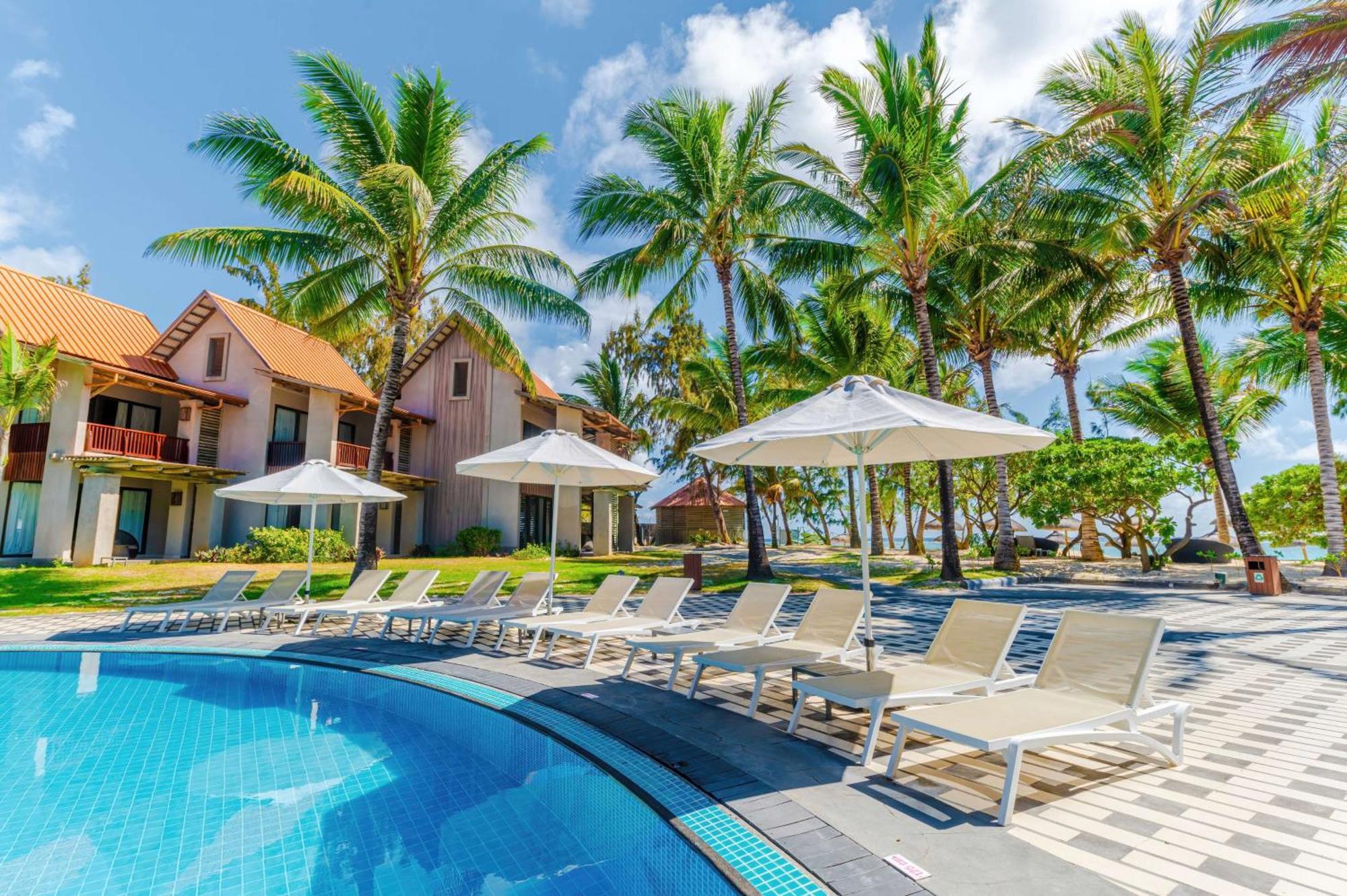 Crystals Beach Resort Belle Mare, A Member Of Radisson Individuals Palmar Exterior foto