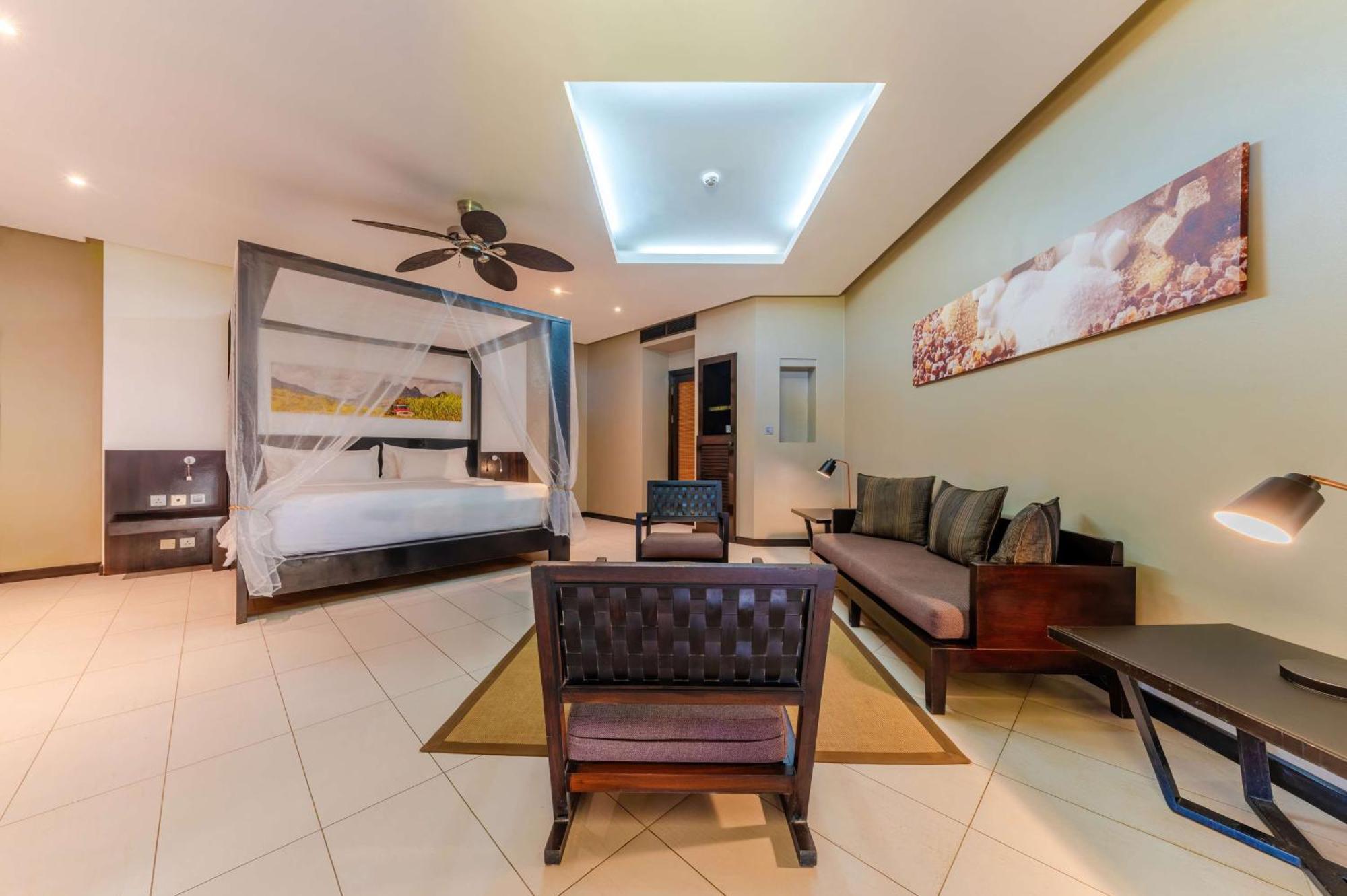 Crystals Beach Resort Belle Mare, A Member Of Radisson Individuals Palmar Exterior foto